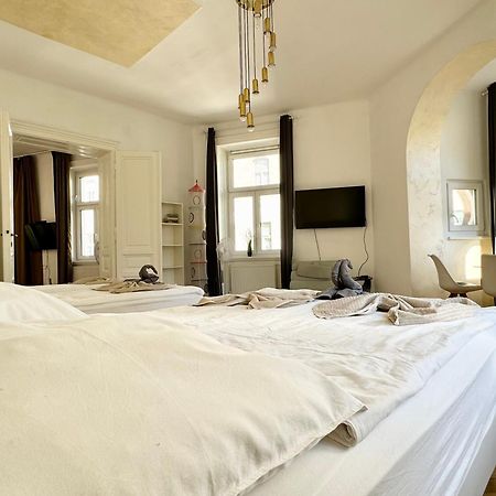 Premium Apartment Located At The Famous Vienna Kutschkermarkt 外观 照片