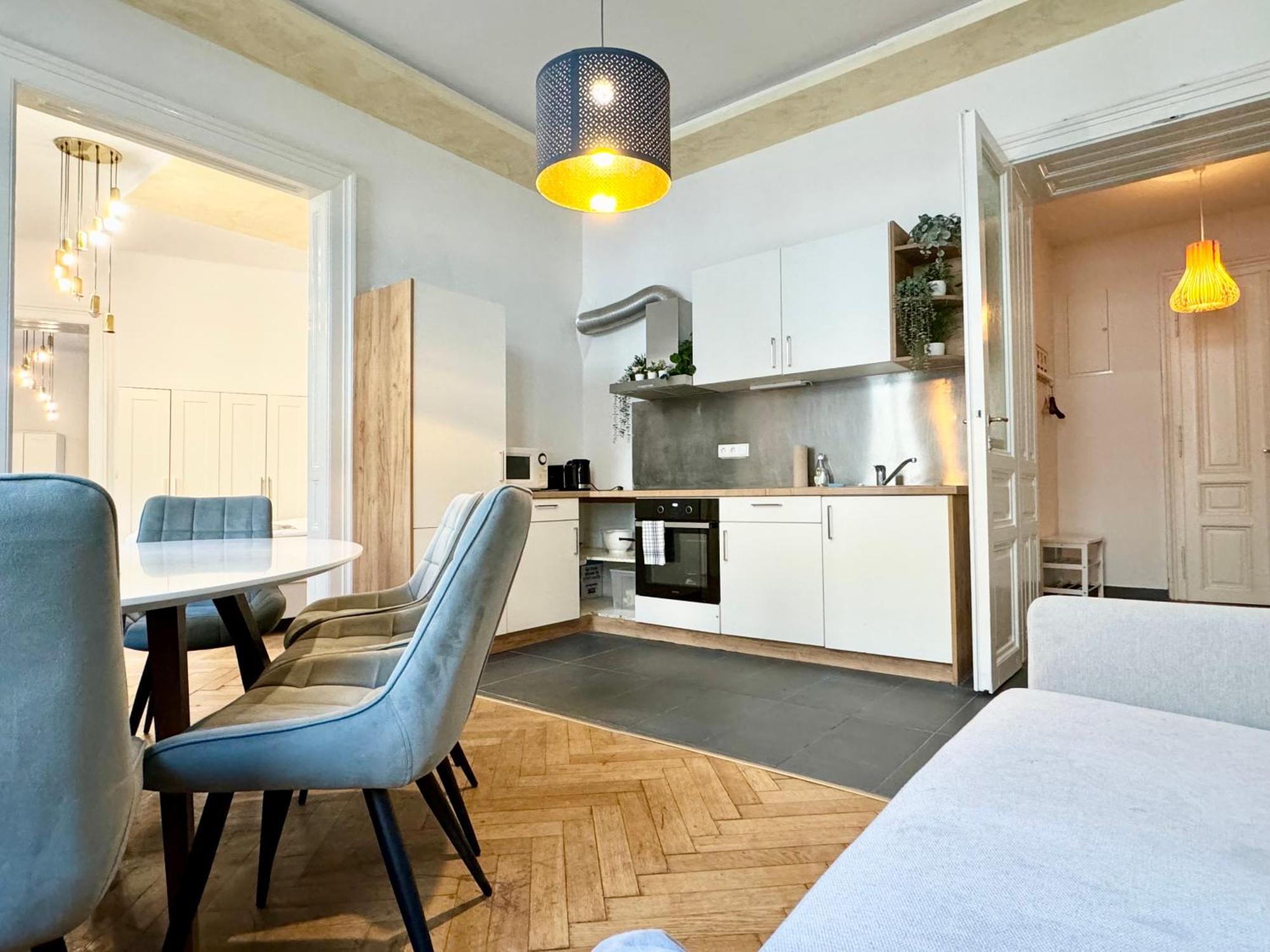 Premium Apartment Located At The Famous Vienna Kutschkermarkt 外观 照片
