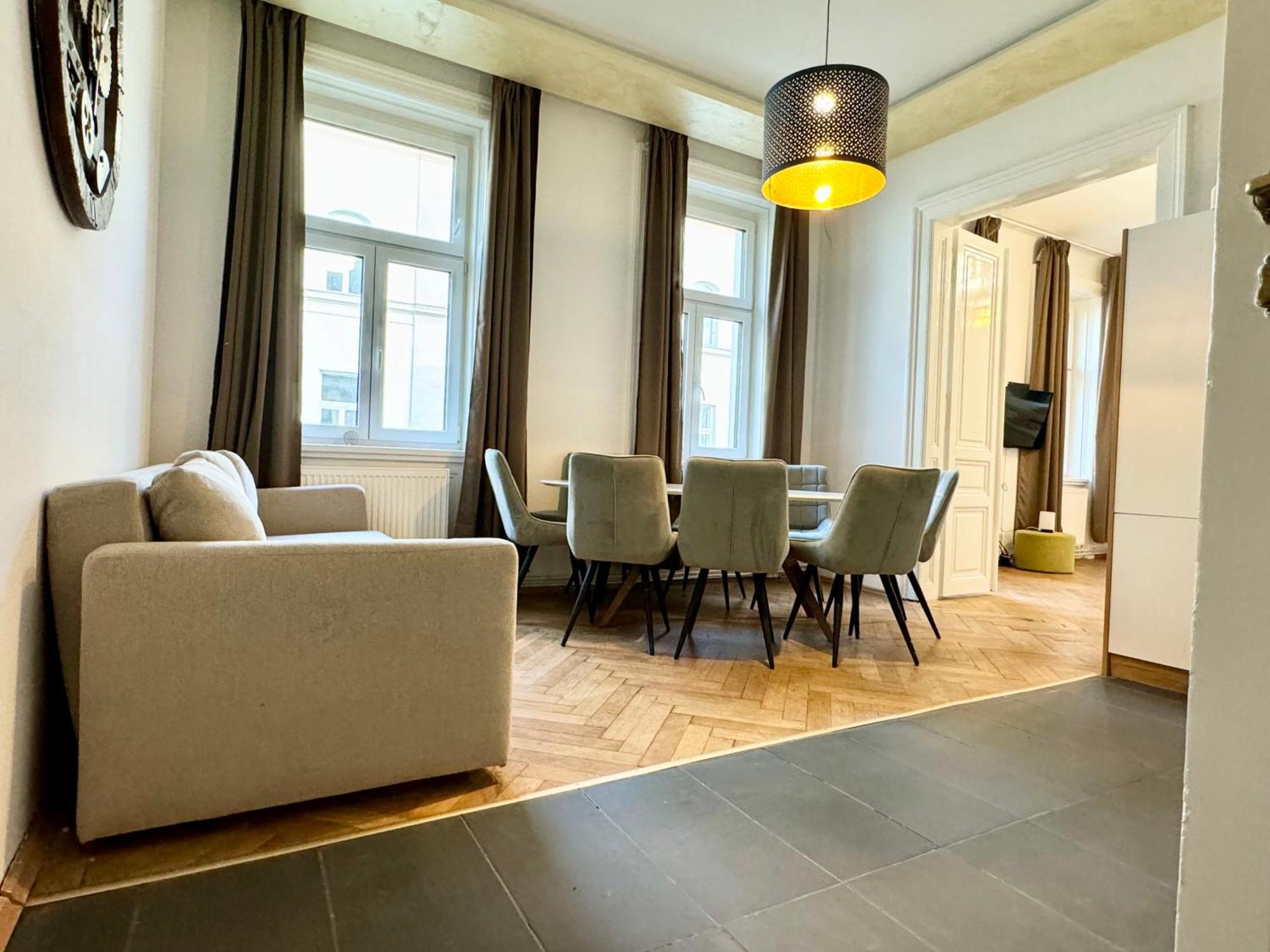 Premium Apartment Located At The Famous Vienna Kutschkermarkt 外观 照片